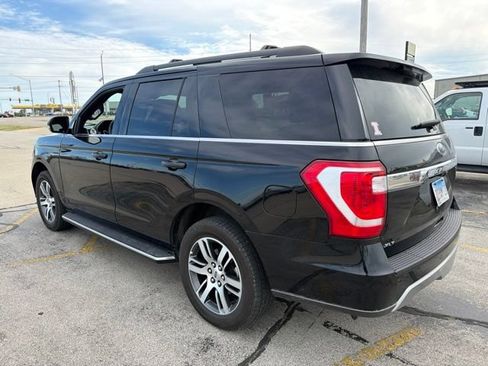 Used 2020 Ford Expedition XLT w/ Equipment Group 202A AWD/4WD image 6