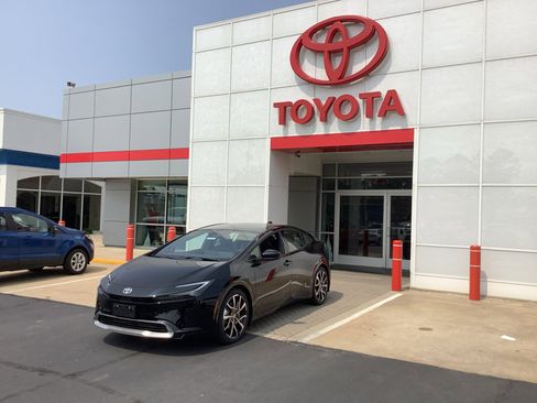 New 2025 Toyota Prius XSE PREMIUM w/ Limited Premium Package image 3