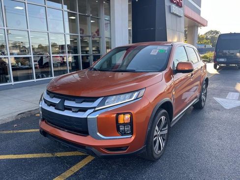 Used 2022 Mitsubishi Outlander Sport SE image 4