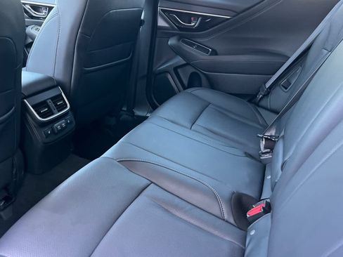 Used 2022 Subaru Outback Limited AWD/4WD image 4