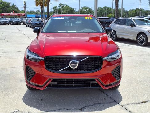Certified 2024 Volvo XC60 B5 Plus AWD/4WD image 2
