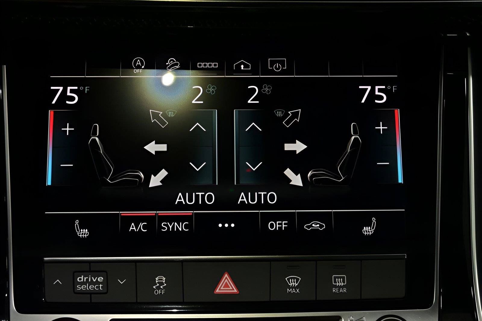 Used 2021 Audi SQ7 Premium Plus w/ Driver Assistance Package AWD/4WD image 34