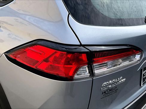 Used 2024 Toyota Corolla Cross L FWD image 29