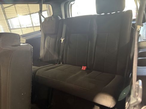 Used 2015 Ford Expedition EL XLT image 8