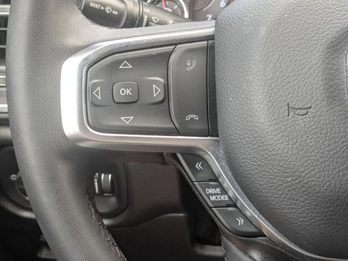 Used 2025 RAM 1500 Big Horn RWD image 17