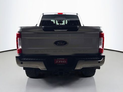 Used 2017 Ford F350 Lariat w/ Camper Package AWD/4WD image 4