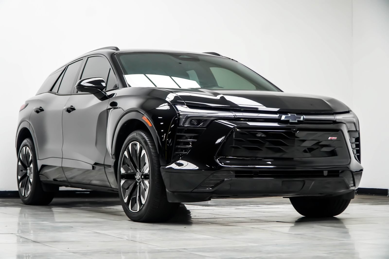 Used 2024 Chevrolet Blazer EV RS AWD/4WD image 4