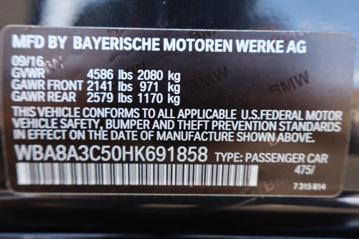 Used 2017 BMW 320i xDrive Sedan AWD/4WD image 46