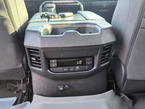 Used 2025 Toyota Sequoia SR5 AWD/4WD image 37