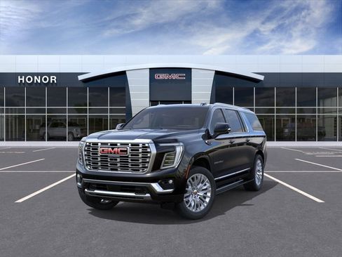 New 2026 GMC Yukon XL Denali w/ Denali Reserve Package AWD/4WD image 8
