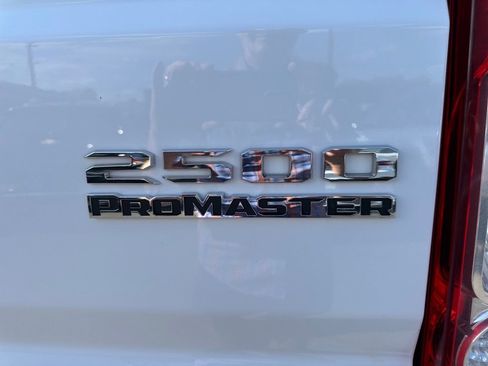 Used 2023 RAM ProMaster 2500 image 10
