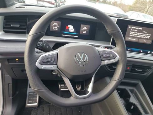 New 2026 Volkswagen Tiguan SE R-Line image 26