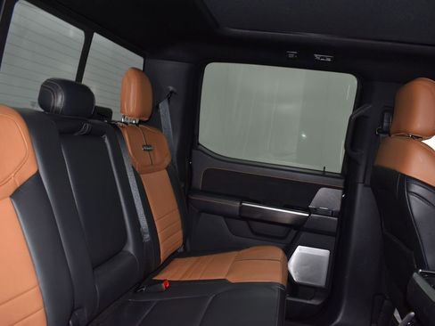 Certified 2021 Ford F150 Platinum w/ FX4 Off-Road Package image 25