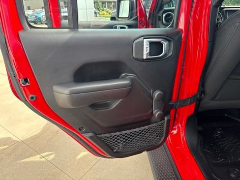 Used 2021 Jeep Gladiator Sport AWD/4WD image 21