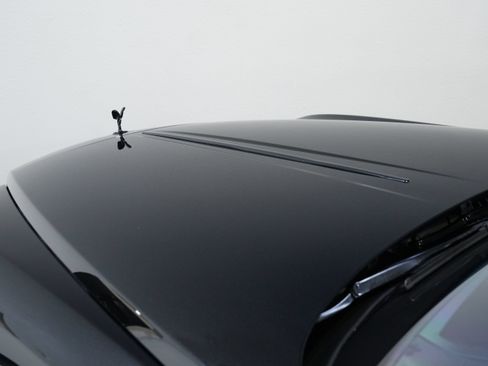 Used 2020 Rolls-Royce Ghost RWD image 22