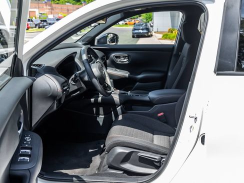 Used 2024 Honda HR-V Sport image 25