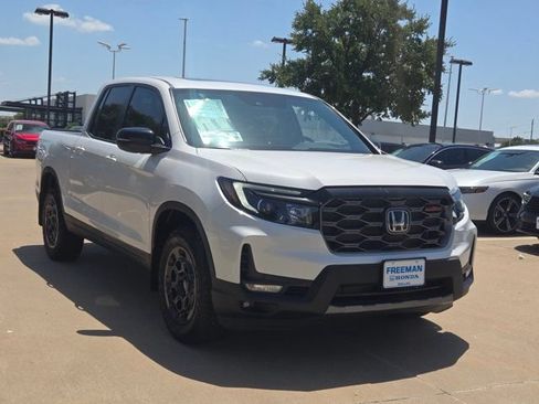 New 2026 Honda Ridgeline TrailSport image 3