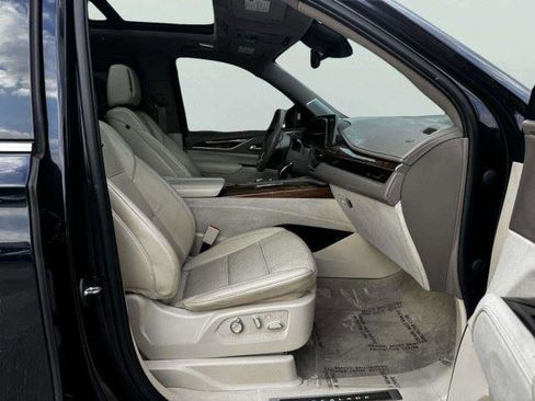 Used 2021 Cadillac Escalade Premium Luxury Platinum AWD/4WD image 64