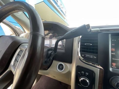 Used 2014 RAM 2500 Laramie w/ Convenience Group AWD/4WD image 15