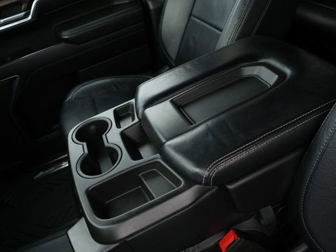 Used 2022 Chevrolet Silverado 1500 LT image 26