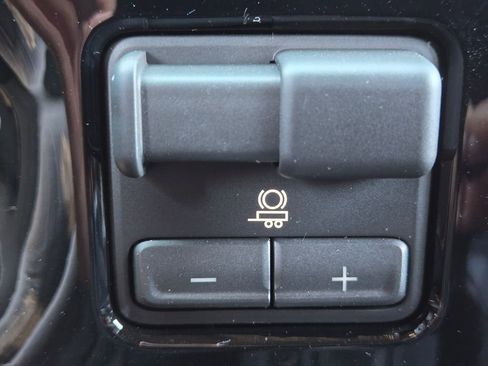 New 2026 Chevrolet Silverado 1500 ZR2 AWD/4WD image 18