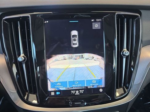 Used 2024 Volvo S60 B5 Core image 15