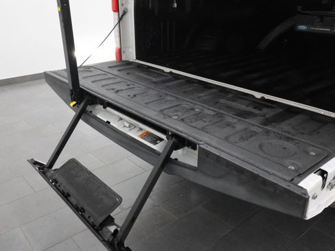 Used 2019 Ford F350 Lariat w/ Lariat Ultimate Package image 33