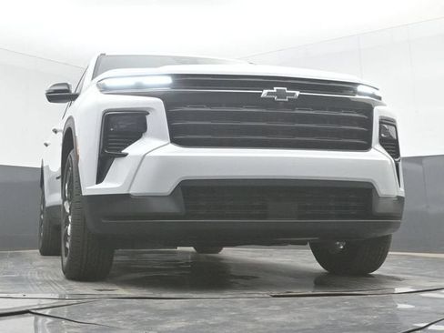 New 2026 Chevrolet Traverse LT w/ Midnight/Sport Edition FWD image 43