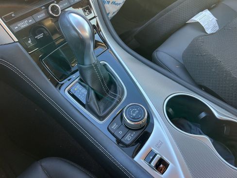 Used 2017 INFINITI Q50 Premium image 17