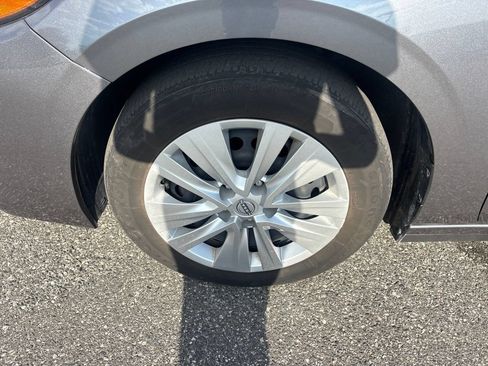 Used 2024 Nissan Sentra S FWD image 11