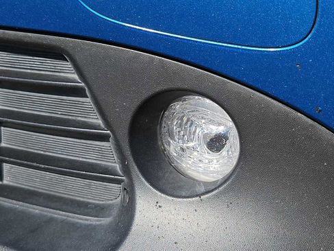 Used 2022 Toyota Prius XLE image 11