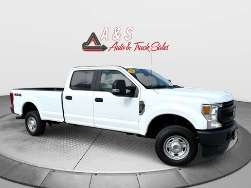 Used 2022 Ford F250 XL w/ Power Equipment Group AWD/4WD image 1
