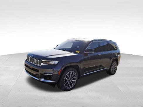 Used 2021 Jeep Grand Cherokee L Summit image 2