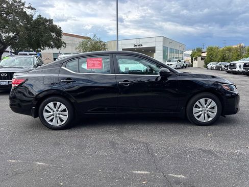 Certified 2025 Nissan Sentra S FWD image 2