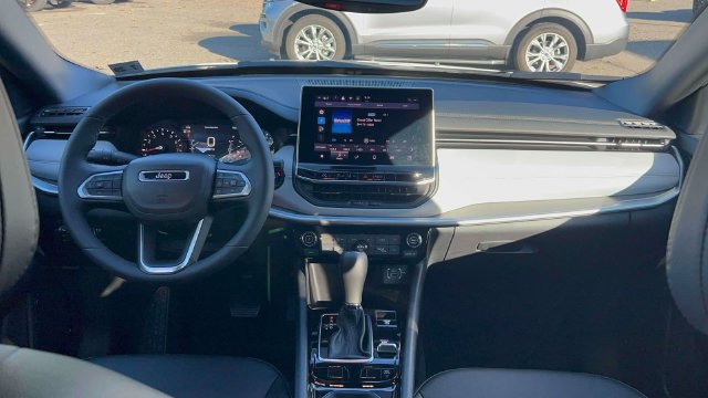 Used 2024 Jeep Compass Limited AWD/4WD image 23