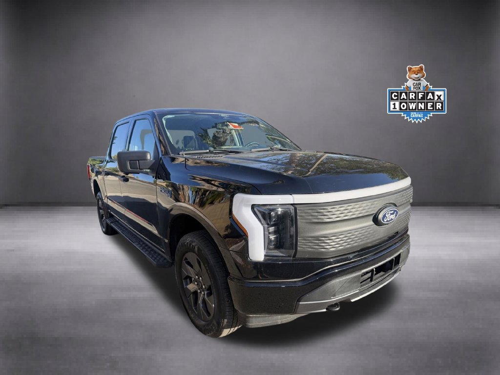 Used 2024 Ford F150 Lightning XLT AWD/4WD image 2