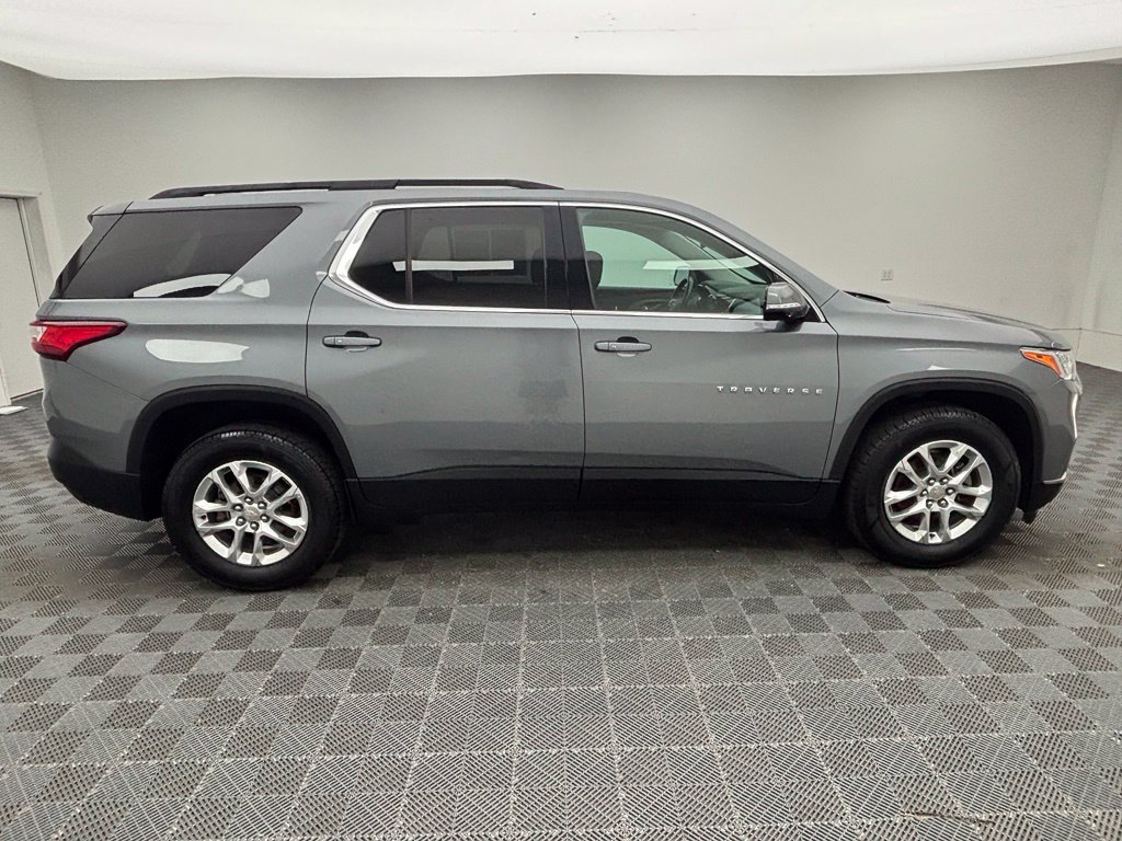 Used 2019 Chevrolet Traverse LT FWD image 7