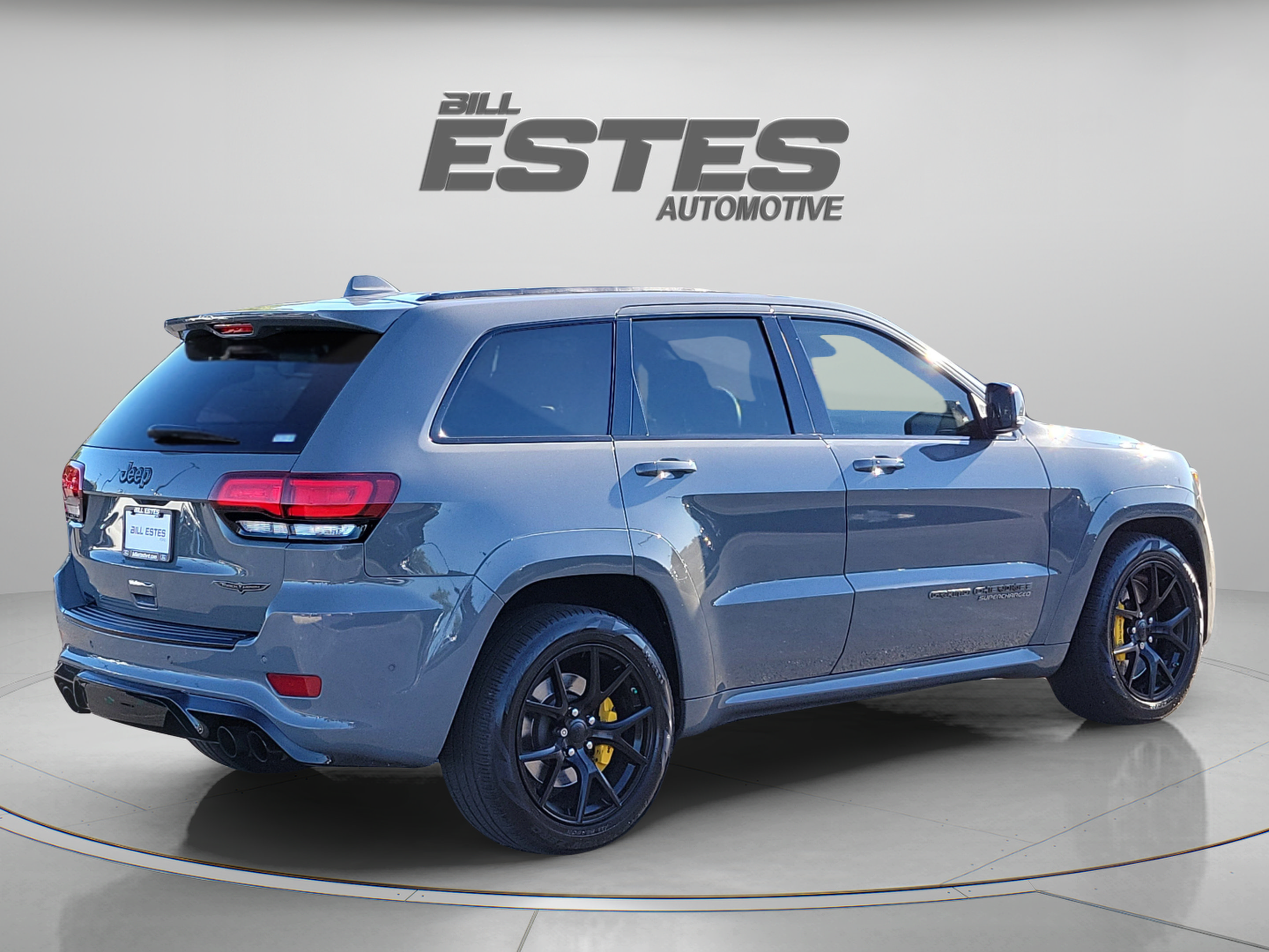 Used 2021 Jeep Grand Cherokee Trackhawk AWD/4WD image 4