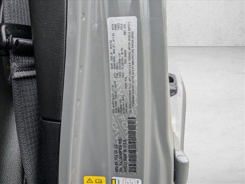 Used 2023 Jeep Wrangler Sahara image 24