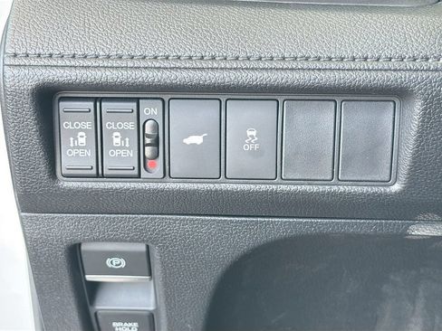 Certified 2025 Honda Odyssey EX-L image 10