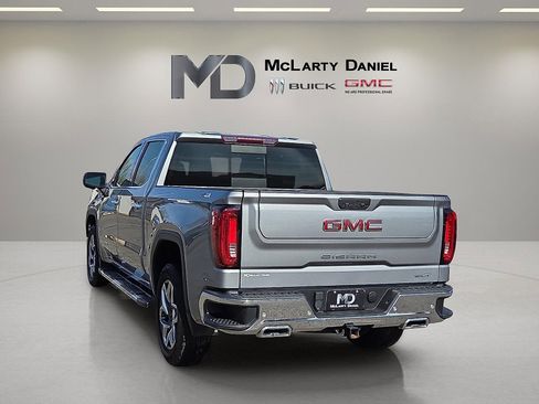 Certified 2023 GMC Sierra 1500 SLT w/ SLT Premium Package image 4