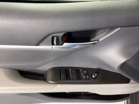 Certified 2024 Toyota Camry SE image 11