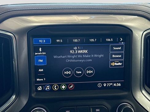 Used 2020 Chevrolet Silverado 1500 LT Trail Boss AWD/4WD image 15
