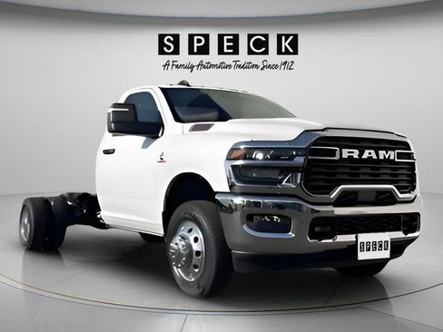 New 2026 RAM 3500 Tradesman w/ Chrome Appearance Group image 5