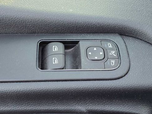 Used 2025 Mercedes-Benz Sprinter 2500 image 26
