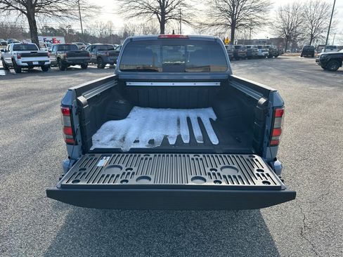New 2026 Nissan Frontier SV w/ SV Convenience Package image 18