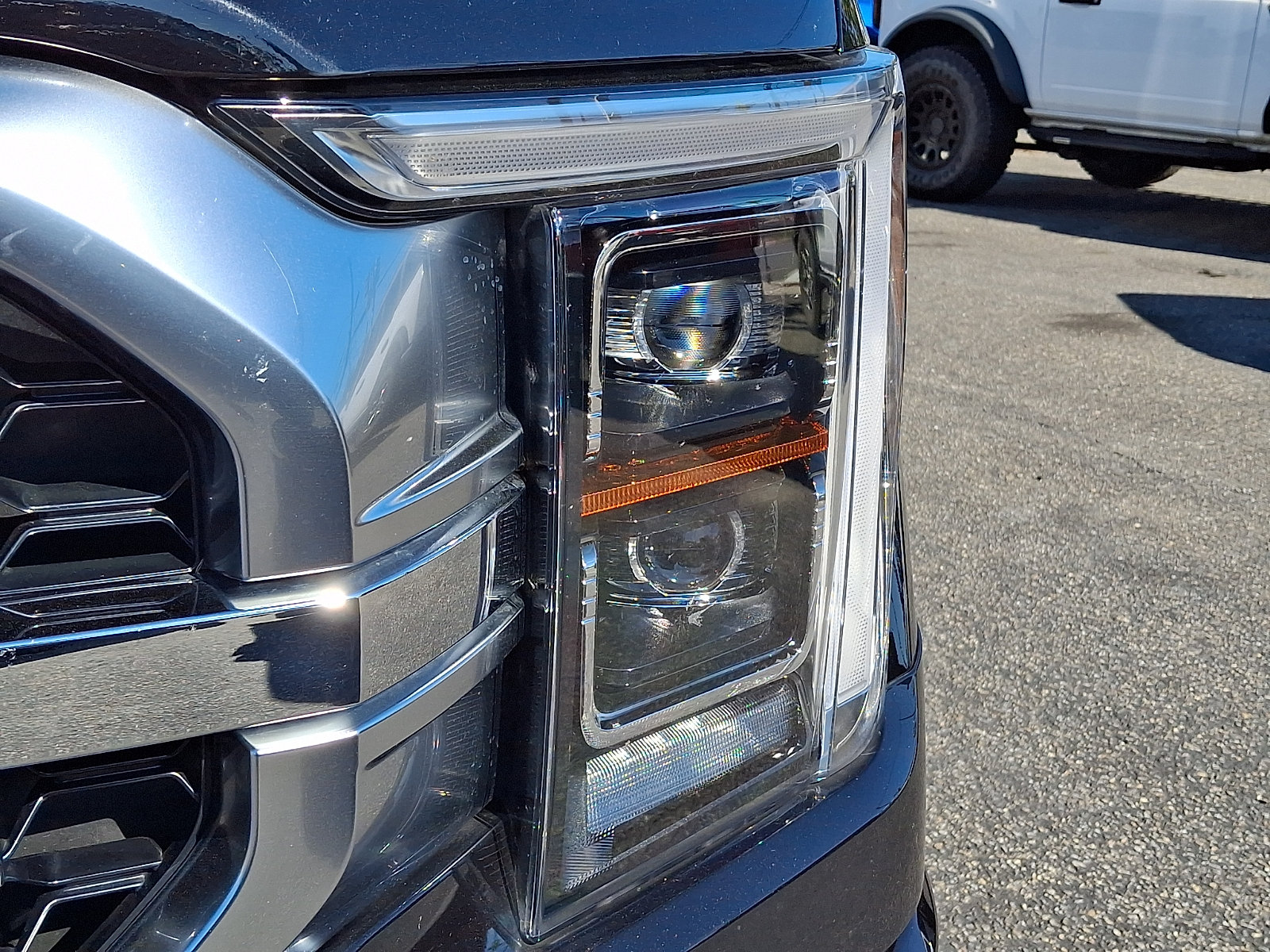Certified 2021 Ford F150 Platinum w/ Trailer Tow Package AWD/4WD image 9
