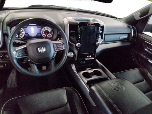 Used 2025 RAM 1500 Laramie image 31