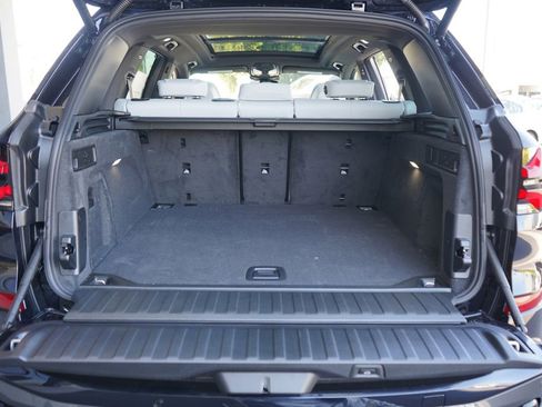 New 2026 BMW X5 M60i w/ Executive Package image 20