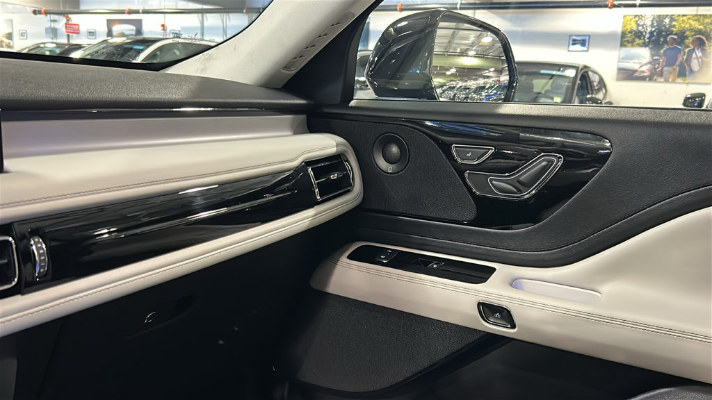Used 2026 Lincoln Aviator Reserve w/ Illumination Package AWD/4WD image 19